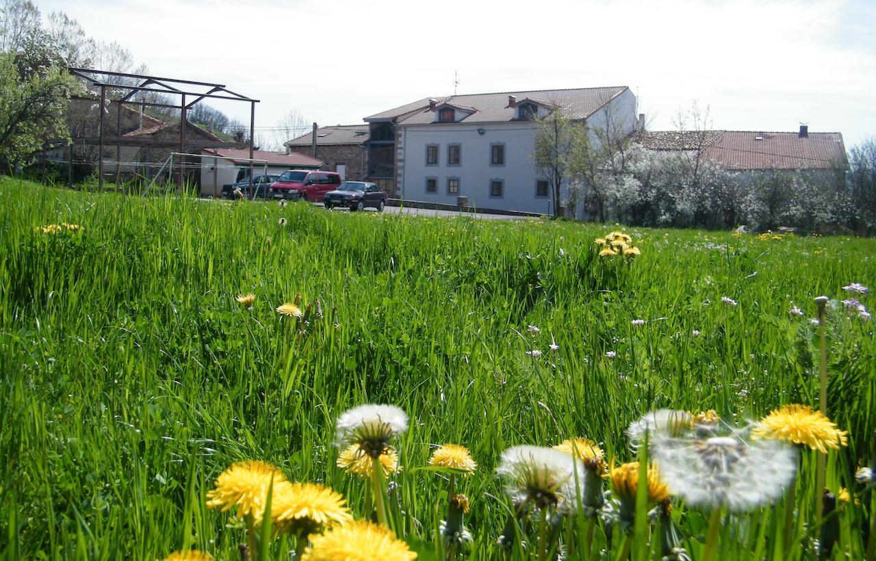 Alojamiento Rural Las Indianas Villar (Hermandad de Campoo de Suso) Exterior foto